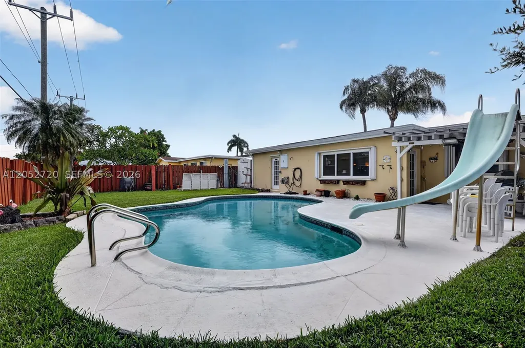 6361 Scott Street Hollywood FL 33024
