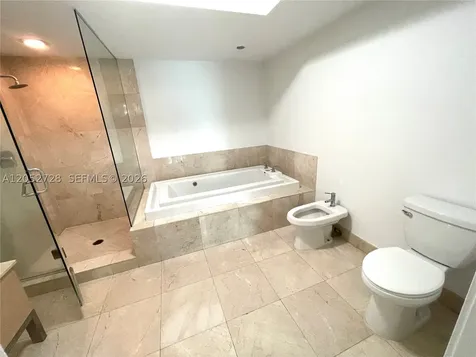 218 SE 14th Street Miami FL 33131