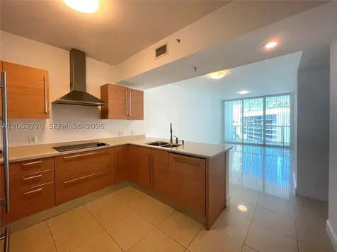 218 SE 14th Street Miami FL 33131