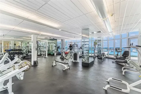 218 SE 14th Street Miami FL 33131