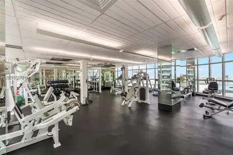 218 SE 14th Street Miami FL 33131