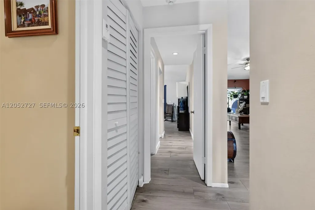 2377 N 37th Avenue Hollywood FL 33021