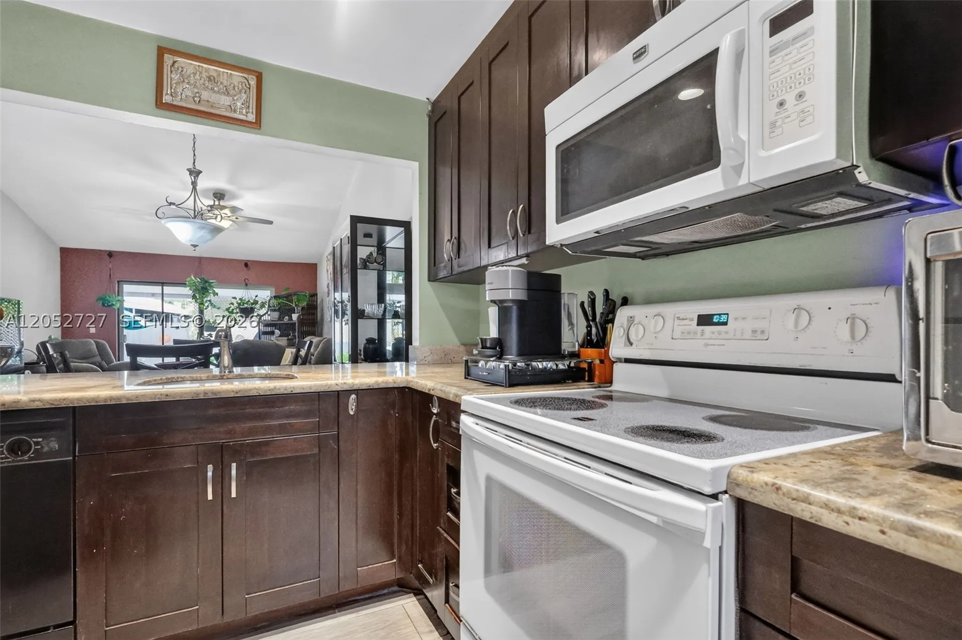 2377 N 37th Avenue Hollywood FL 33021