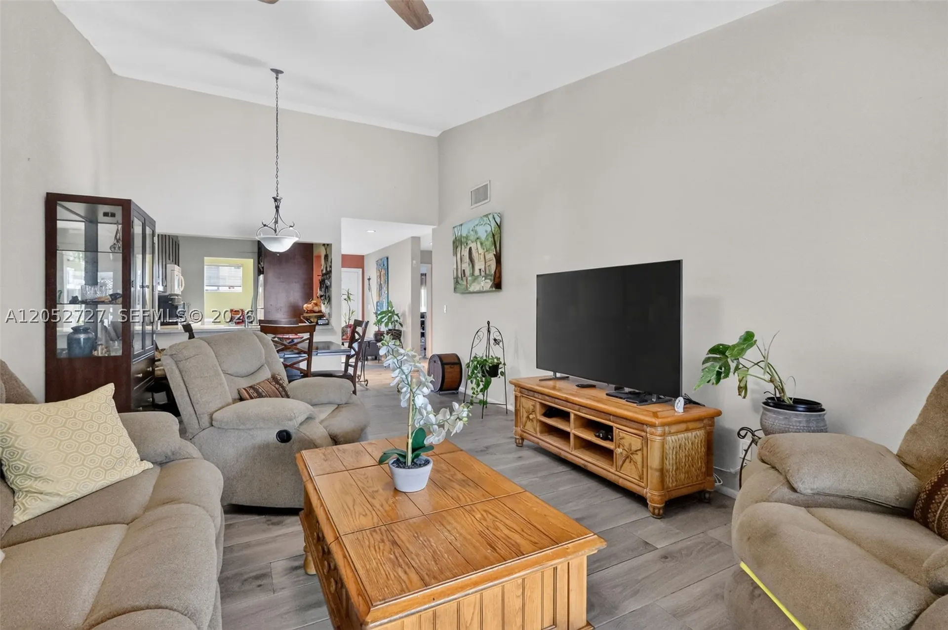 2377 N 37th Avenue Hollywood FL 33021