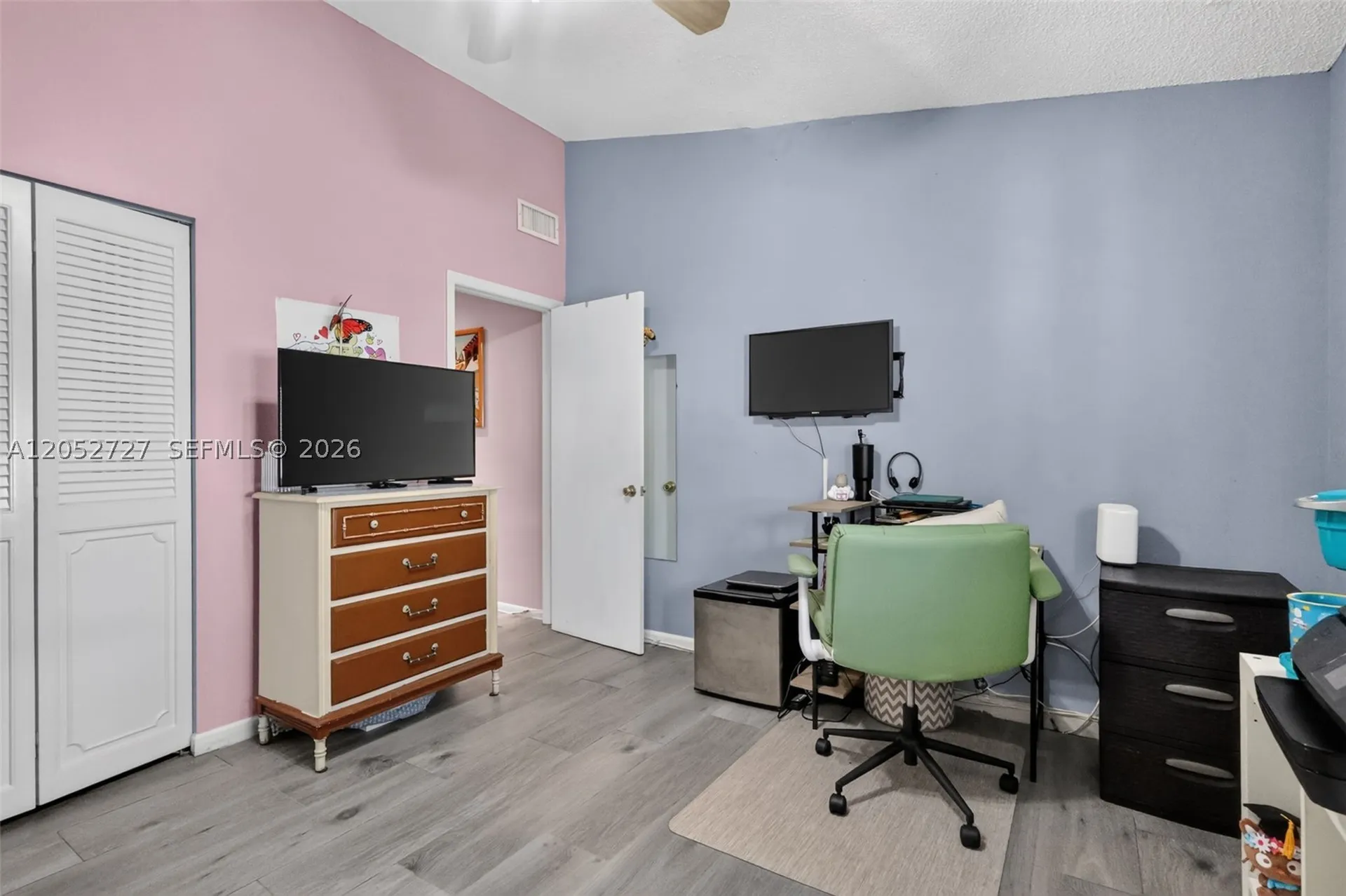 2377 N 37th Avenue Hollywood FL 33021