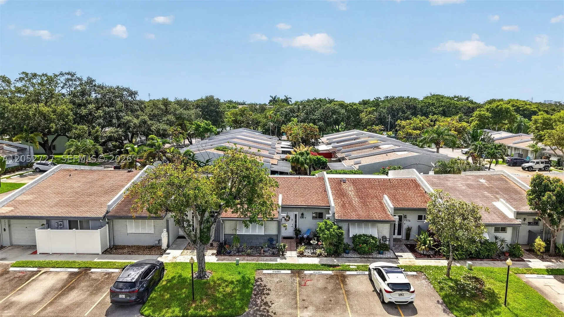 2377 N 37th Avenue Hollywood FL 33021