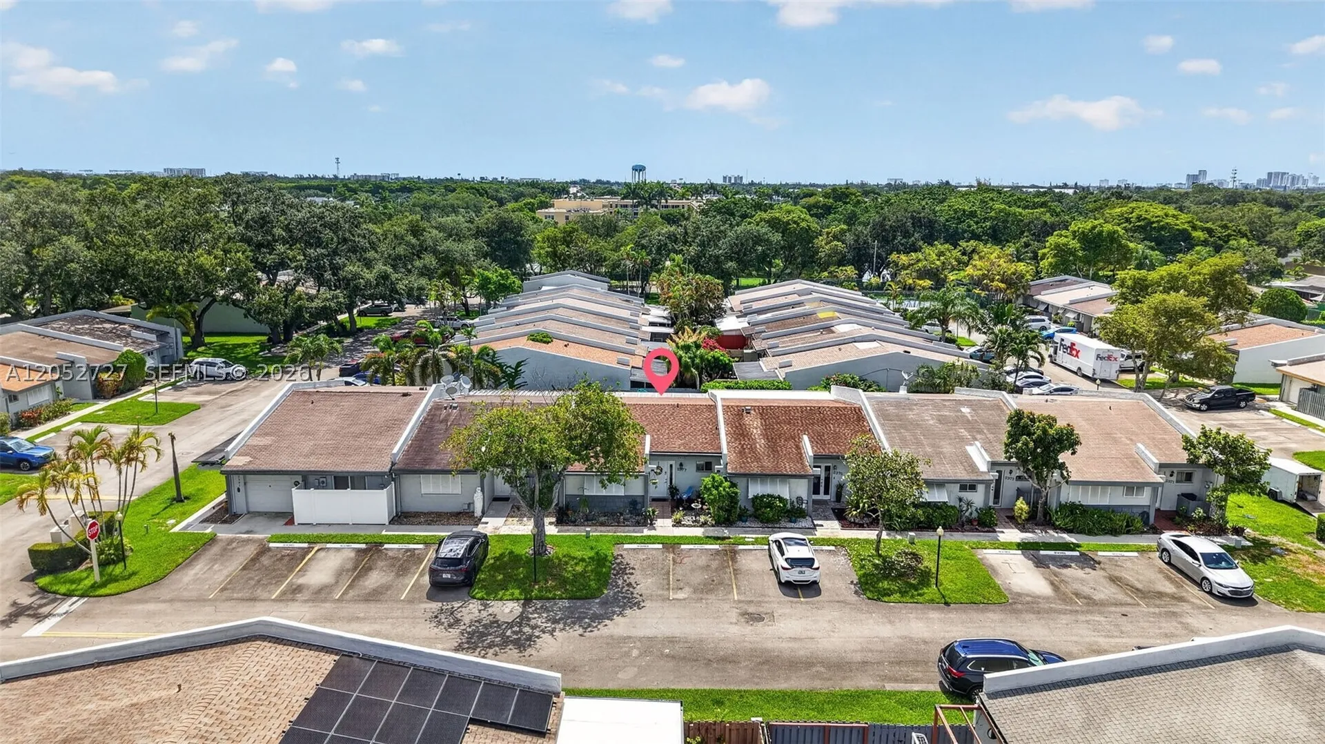 2377 N 37th Avenue Hollywood FL 33021