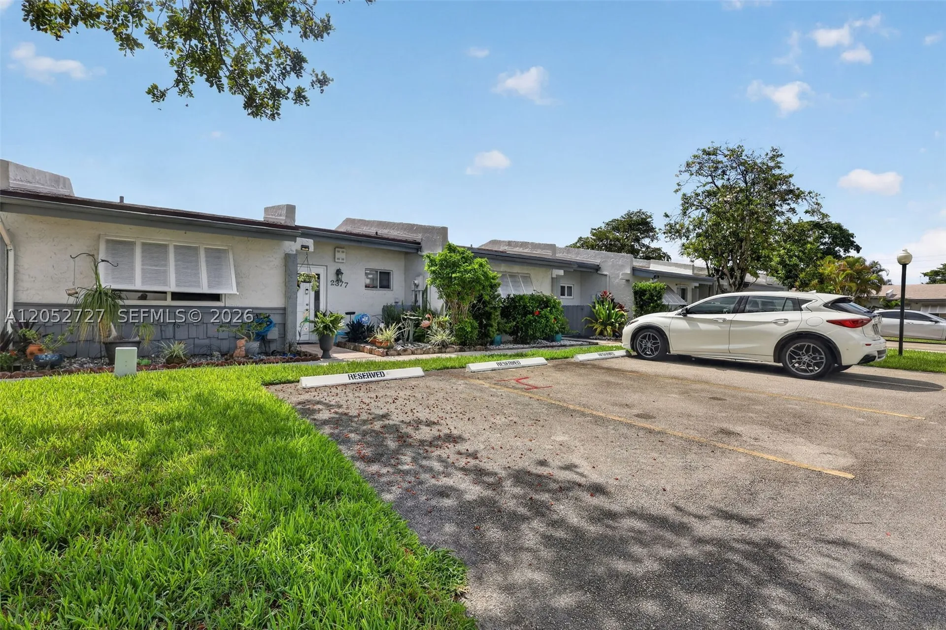 2377 N 37th Avenue Hollywood FL 33021