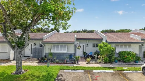 2377 N 37th Avenue Hollywood FL 33021