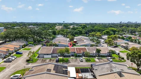 2377 N 37th Avenue Hollywood FL 33021