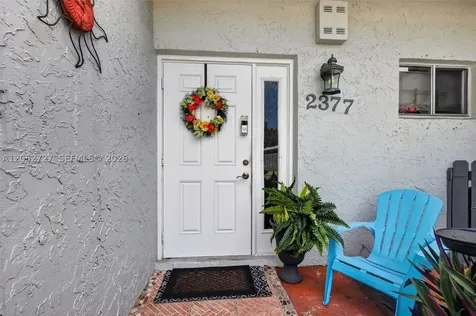 2377 N 37th Avenue Hollywood FL 33021