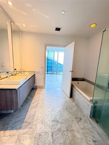 801 S Miami Avenue Miami FL 33130