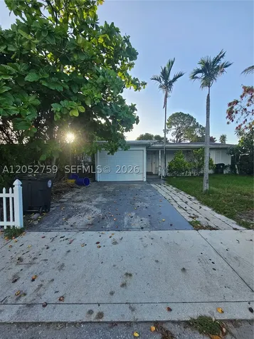 722 S E Street Lake Worth FL 33460