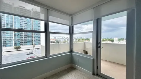 2899 Collins Avenue Miami Beach FL 33140