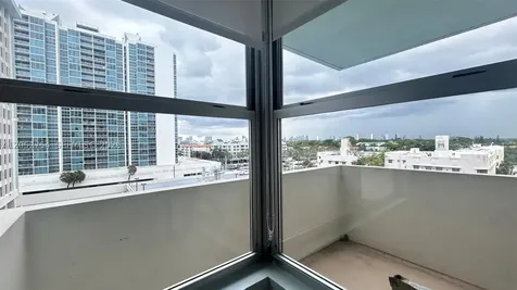 2899 Collins Avenue Miami Beach FL 33140
