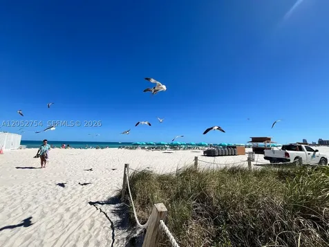 2899 Collins Avenue Miami Beach FL 33140