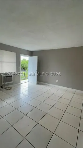1286 NW 59th Street Miami FL 33142