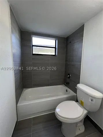 1286 NW 59th Street Miami FL 33142