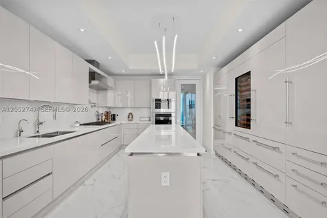 16047 Collins Avenue Sunny Isles Beach FL 33160