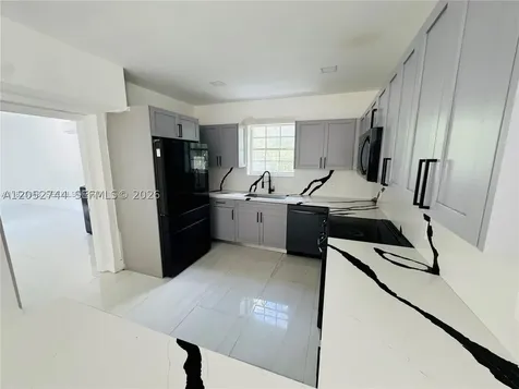 516 La Villa Drive Miami Springs FL 33166