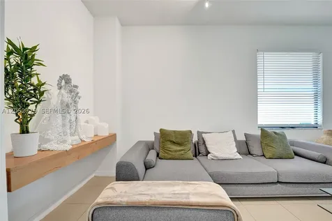 650 NE 191st Terrace Miami FL 33179
