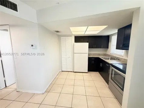 101 NE 41st Street Oakland Park FL 33334