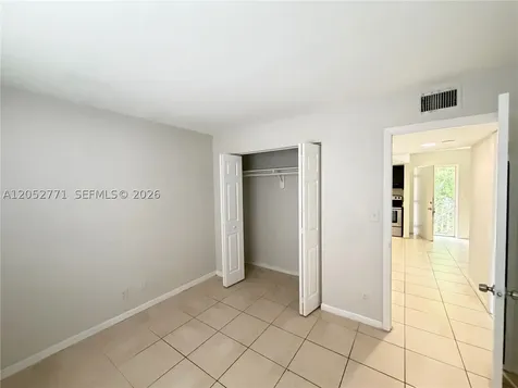 101 NE 41st Street Oakland Park FL 33334