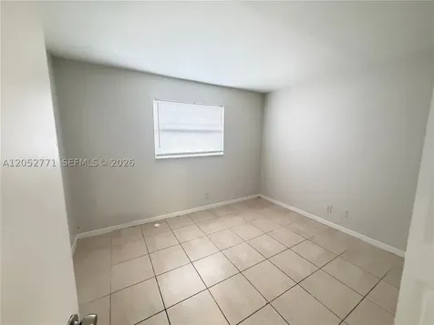 101 NE 41st Street Oakland Park FL 33334
