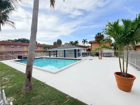 101 NE 41st Street Oakland Park FL 33334