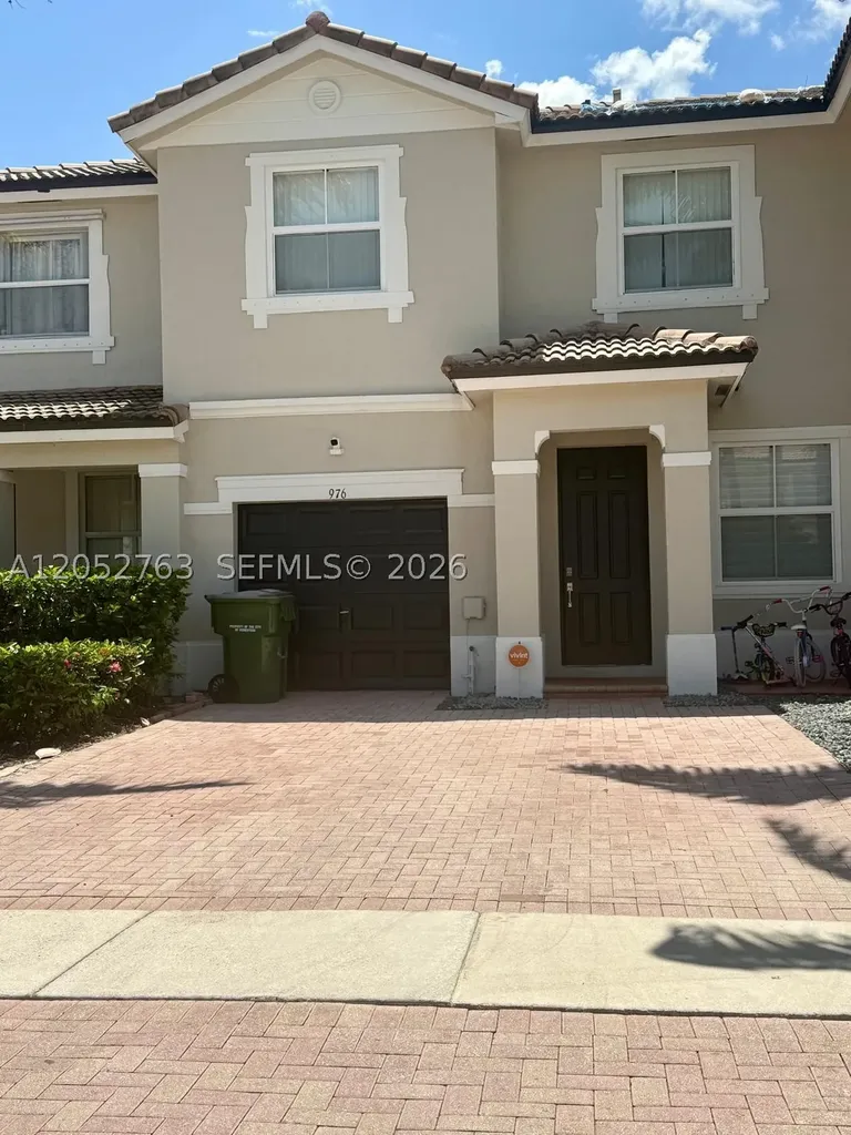 976 NE 42nd Avenue Homestead FL 33033