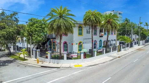 2280 SW 17th Avenue Miami FL 33145