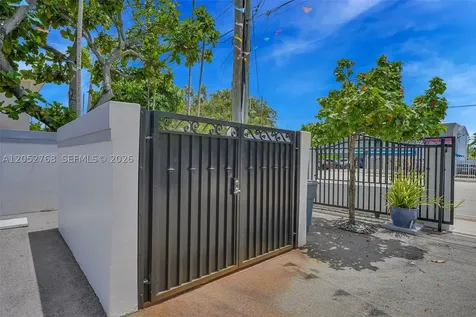 2280 SW 17th Avenue Miami FL 33145