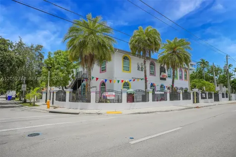 2280 SW 17th Avenue Miami FL 33145