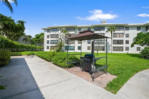 3516 Whitehall Drive West Palm Beach FL 33401