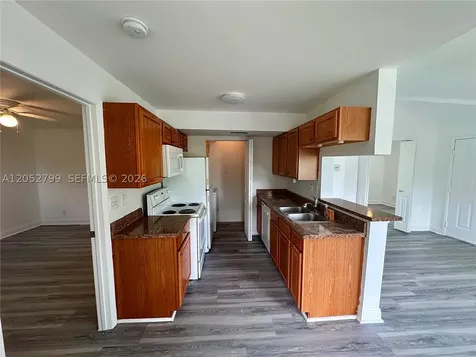 8767 NW 39th Street Sunrise FL 33351