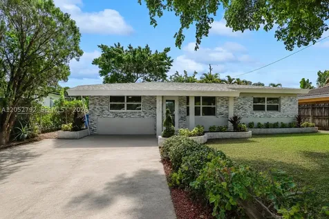 4730 NE 2nd Avenue Oakland Park FL 33334