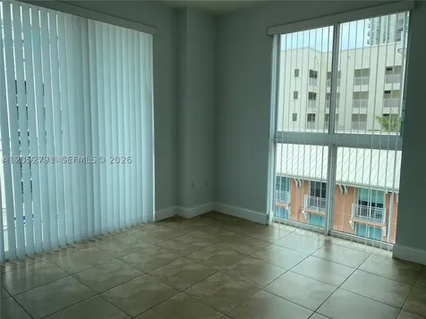 7280 SW 90th Street Miami FL 33156