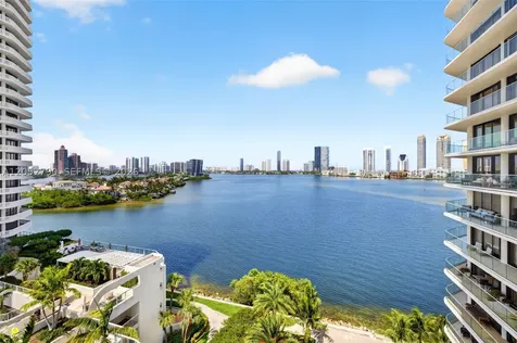 2800 Island Bl Aventura FL 33160