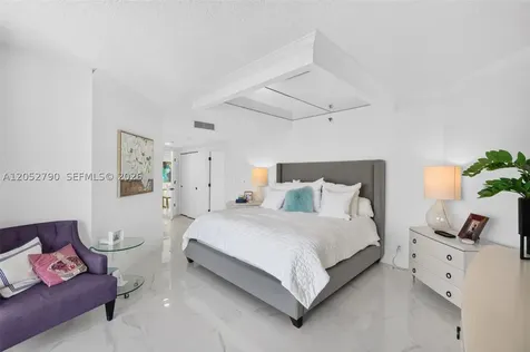 2800 Island Bl Aventura FL 33160