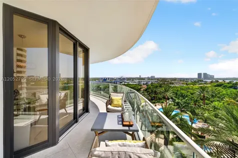2800 Island Bl Aventura FL 33160