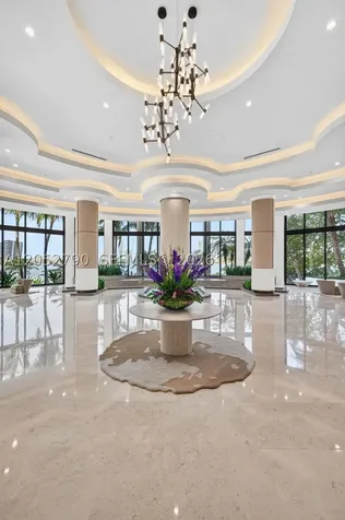 2800 Island Bl Aventura FL 33160