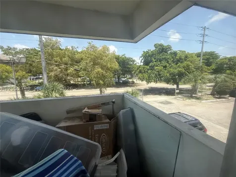 19051 NE 2nd Avenue Miami FL 33179