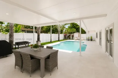 7131 SW 6th Street Pembroke Pines FL 33023