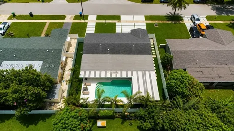7131 SW 6th Street Pembroke Pines FL 33023
