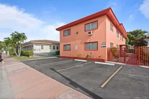 744 85th Street Miami Beach FL 33141