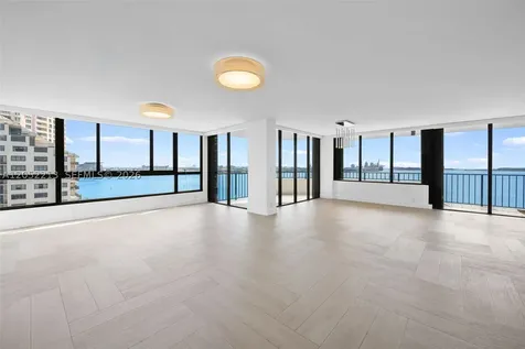 520 Brickell Key Drive Miami FL 33131
