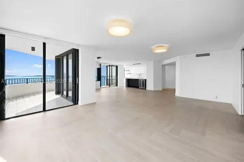 520 Brickell Key Drive Miami FL 33131