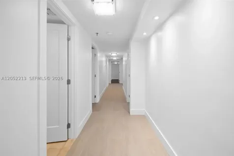 520 Brickell Key Drive Miami FL 33131