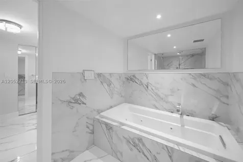 520 Brickell Key Drive Miami FL 33131