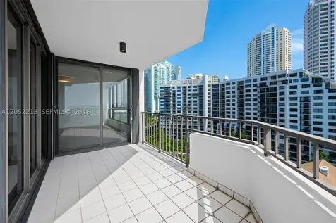 520 Brickell Key Drive Miami FL 33131